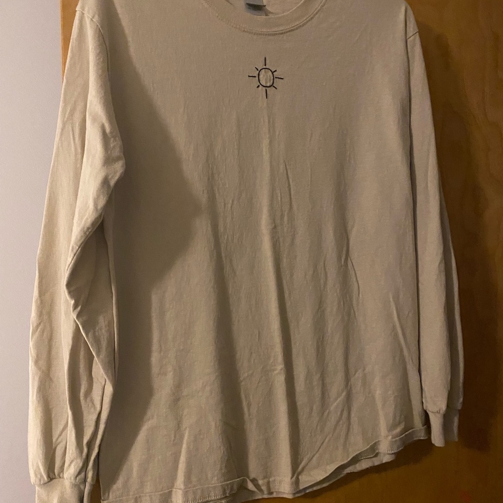 embroidery tee